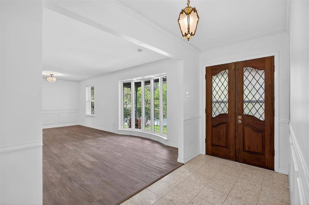 6422 Rock Canyon Circle, Dallas, TX 75232