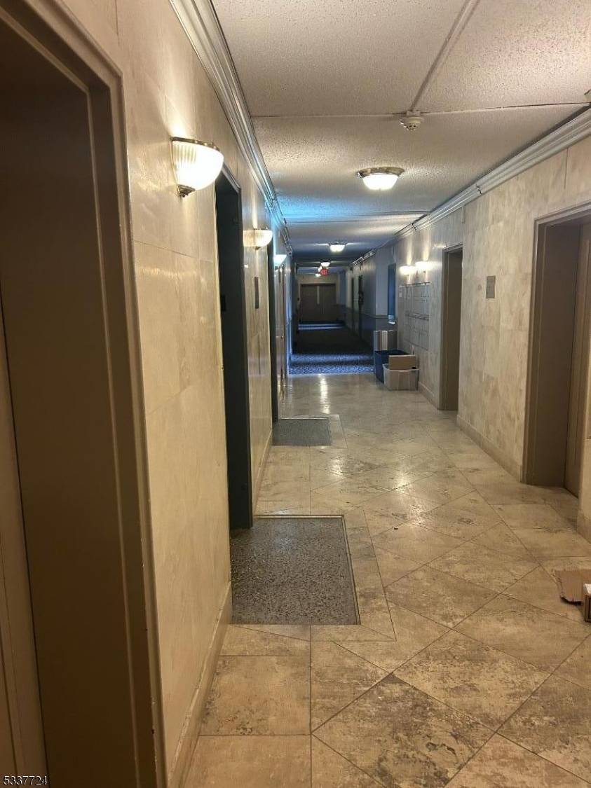 2329 Hudson Terrace #C13, Fort Lee Boro, NJ 07024
