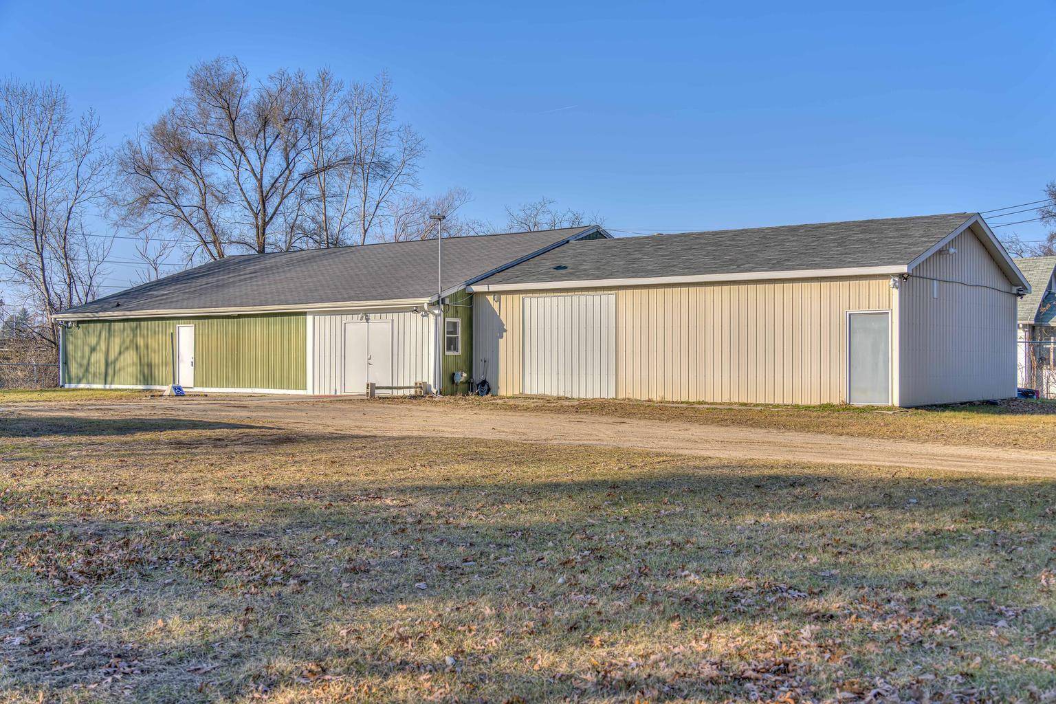 240 Watts RD, Leoni Twp, MI 49203