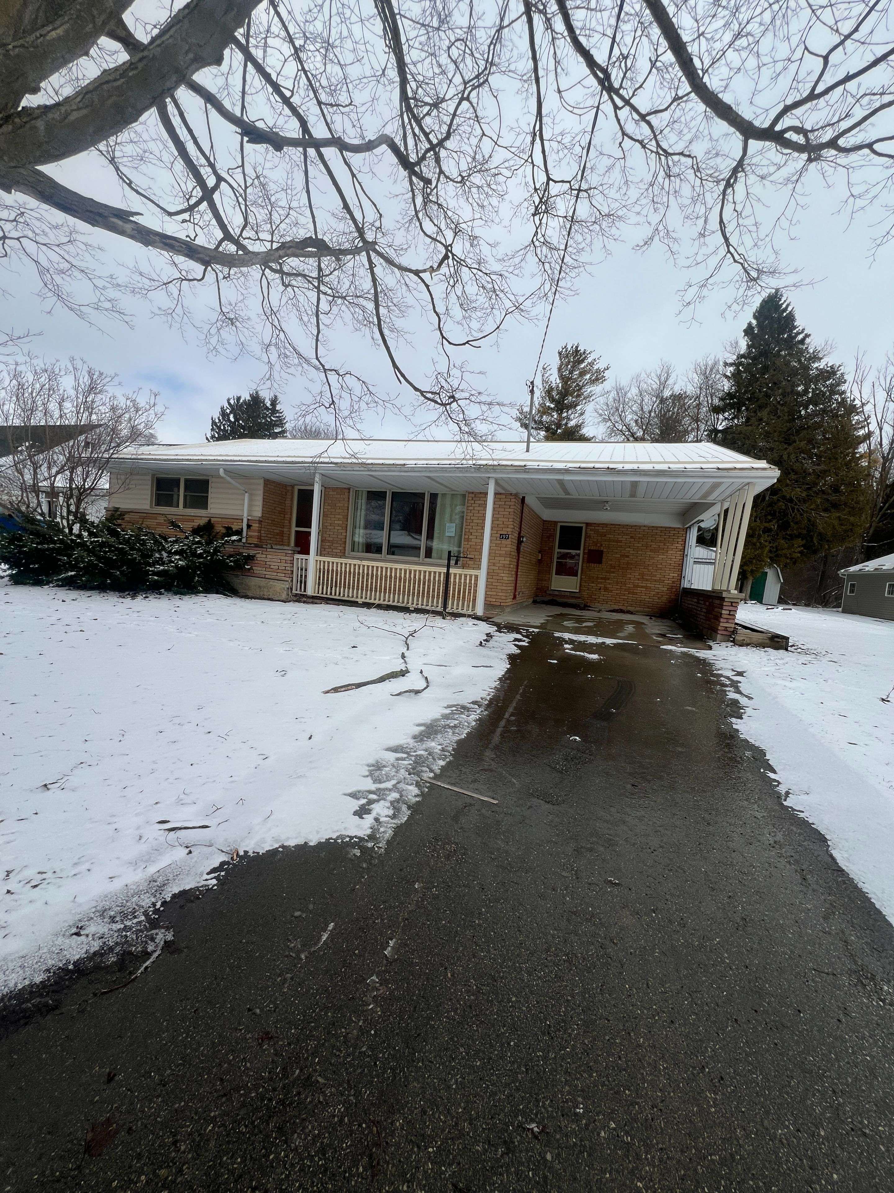 197 King ST S, Minto, ON N0G 1Z0