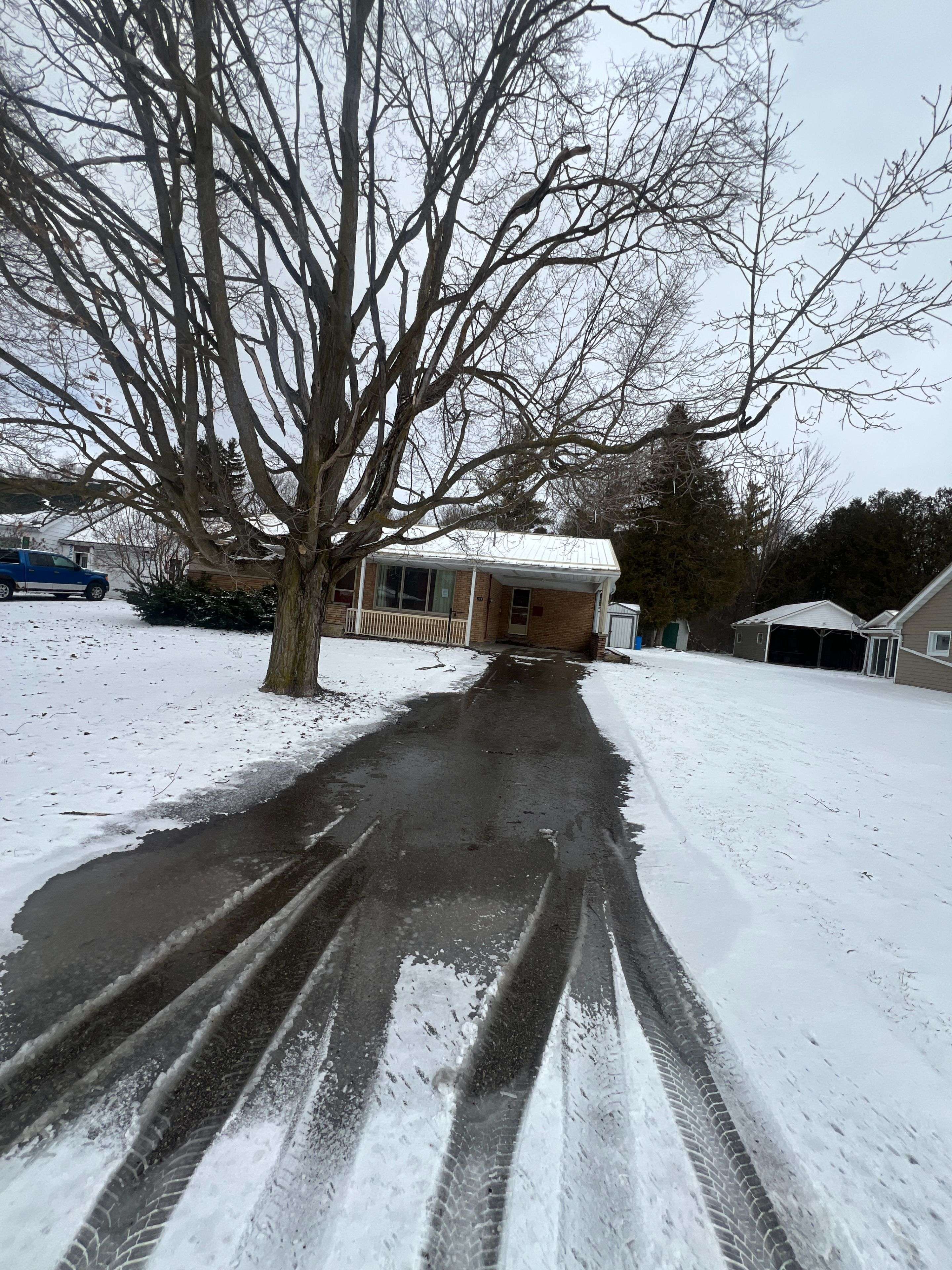 197 King ST S, Minto, ON N0G 1Z0