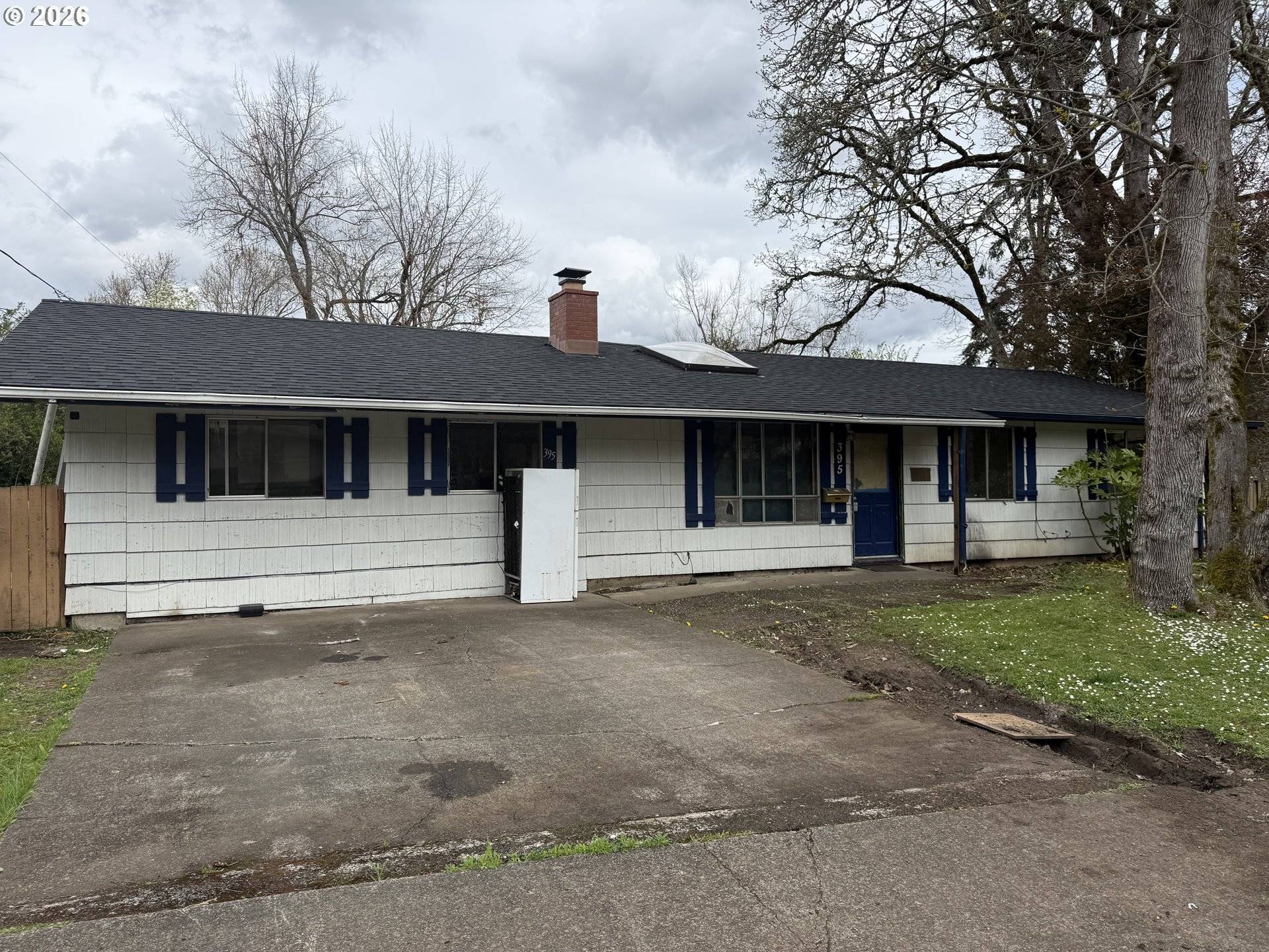 395 E 46TH AVE, Eugene, OR 97405