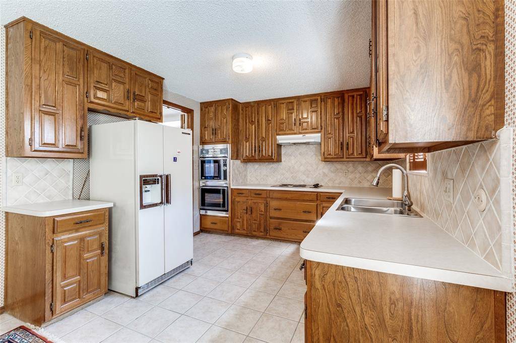 9121 Church Road, Dallas, TX 75231