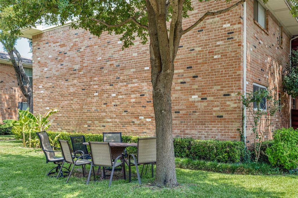 6021 Sandhurst Lane #D, Dallas, TX 75206