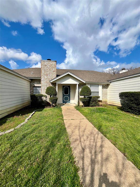 2403 Kingsford Court, Arlington, TX 76017