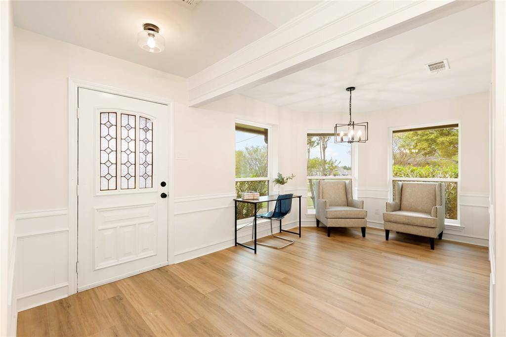 2850 Oak Tree Lane, Midlothian, TX 76065