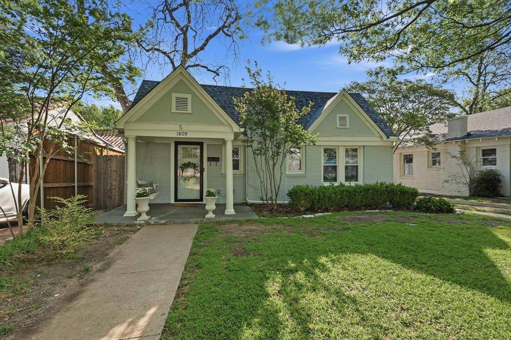 1809 Thomas Place, Fort Worth, TX 76107