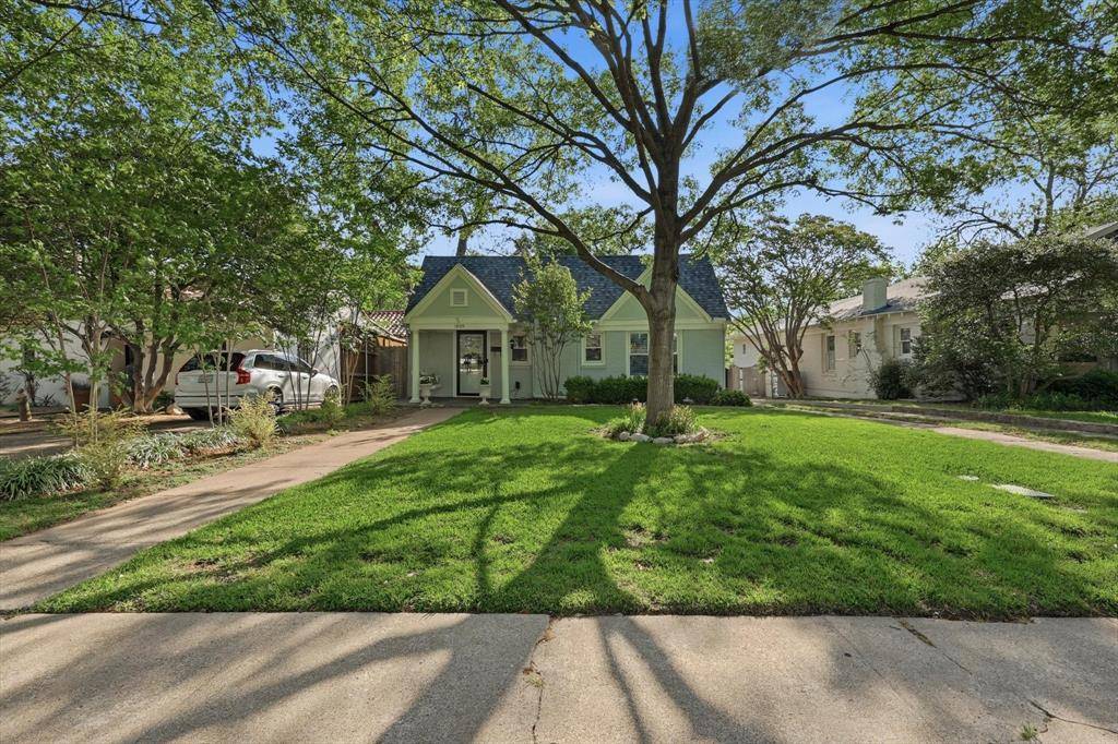 1809 Thomas Place, Fort Worth, TX 76107