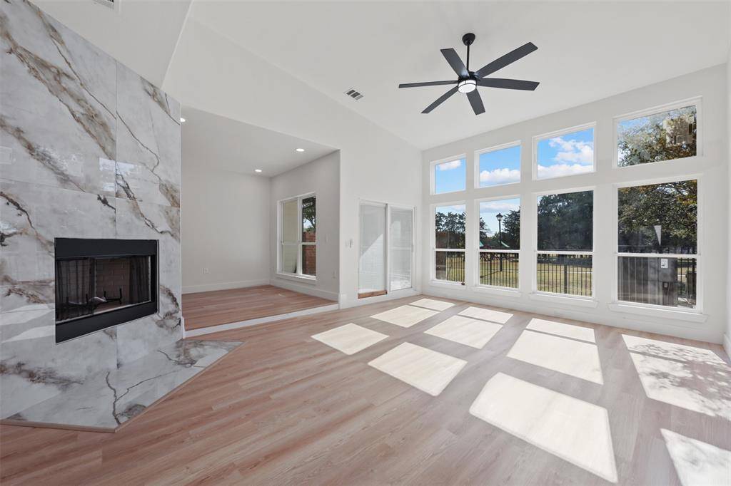 1412 Crosspointe Street, Duncanville, TX 75137