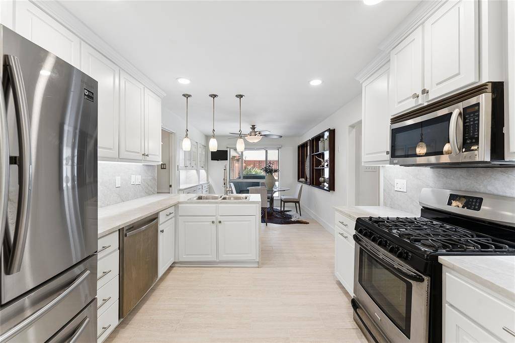 15415 Leavalley Drive, Dallas, TX 75248