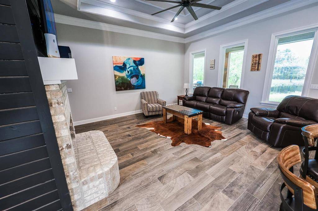 845 FM 31, De Berry, TX 75639