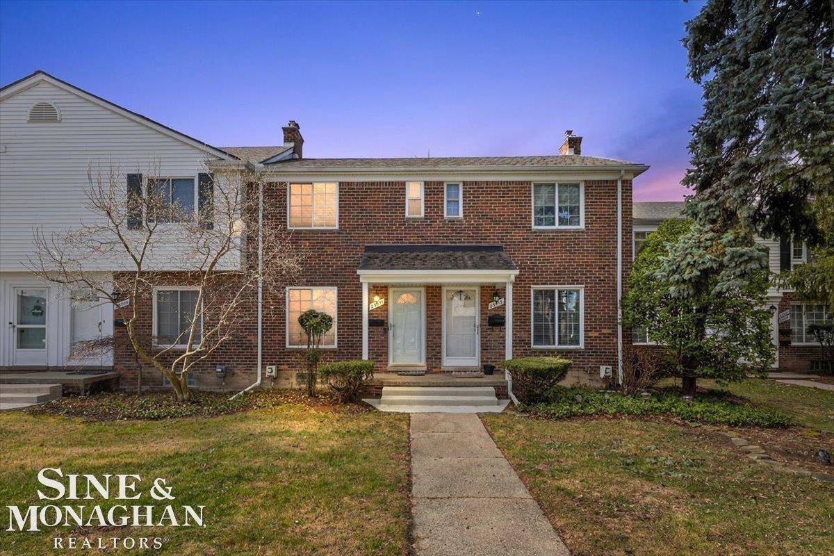 23011 Gary Lane RD, St Clair Shores, MI 48080