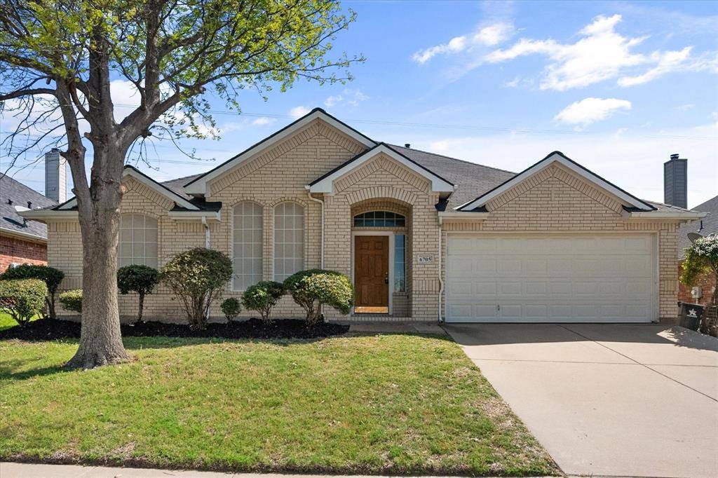 6705 Terrace Glen Drive, Arlington, TX 76002