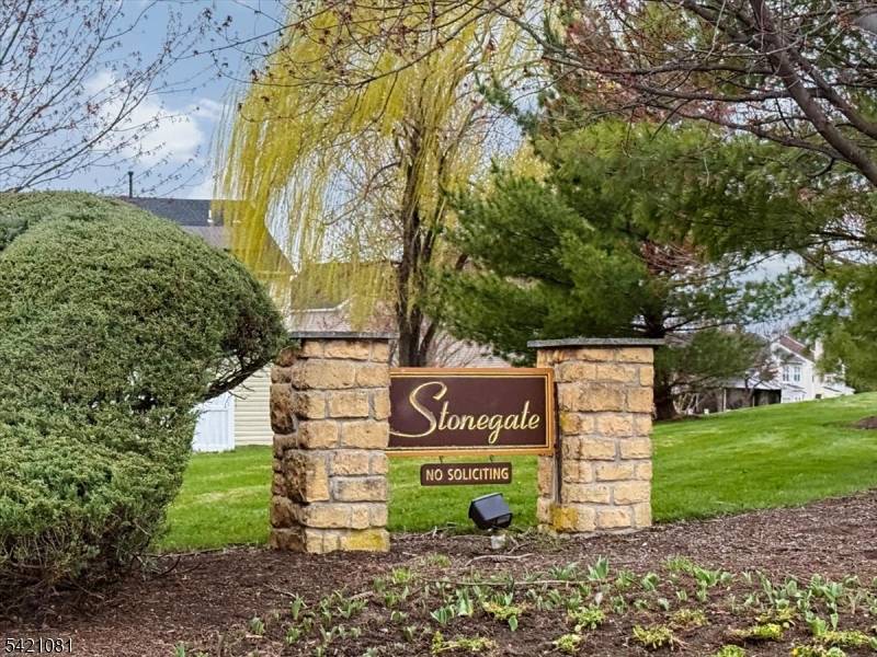 11 Quarry Ct, East Windsor Twp., NJ 08520
