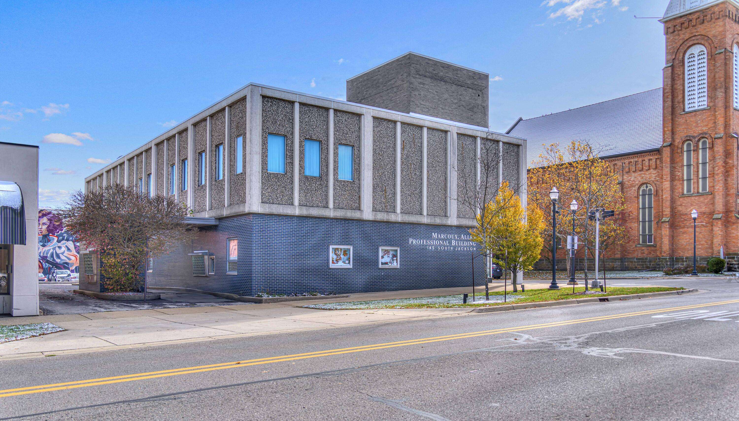 145 S Jackson ST, Jackson City, MI 49201