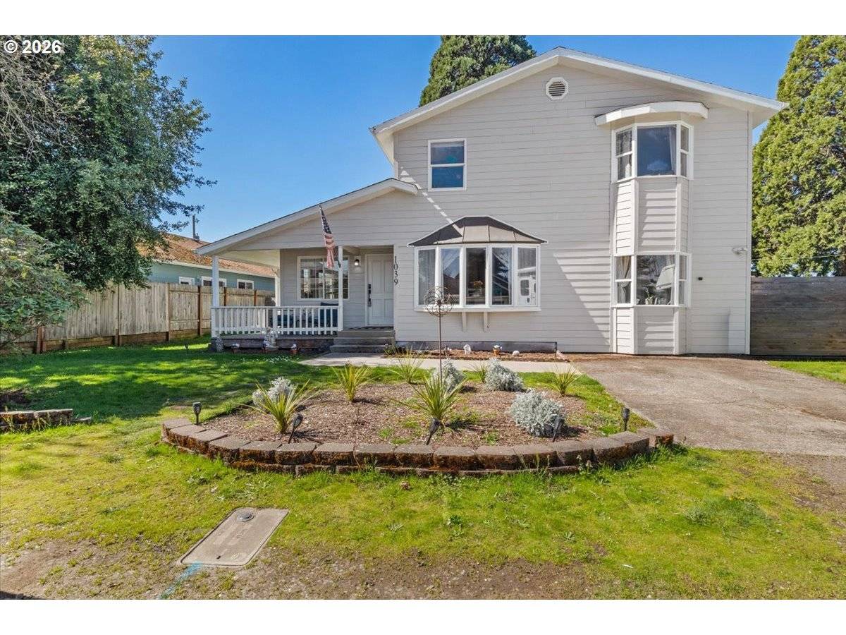 1039 N 4TH AVE, Stayton, OR 97383