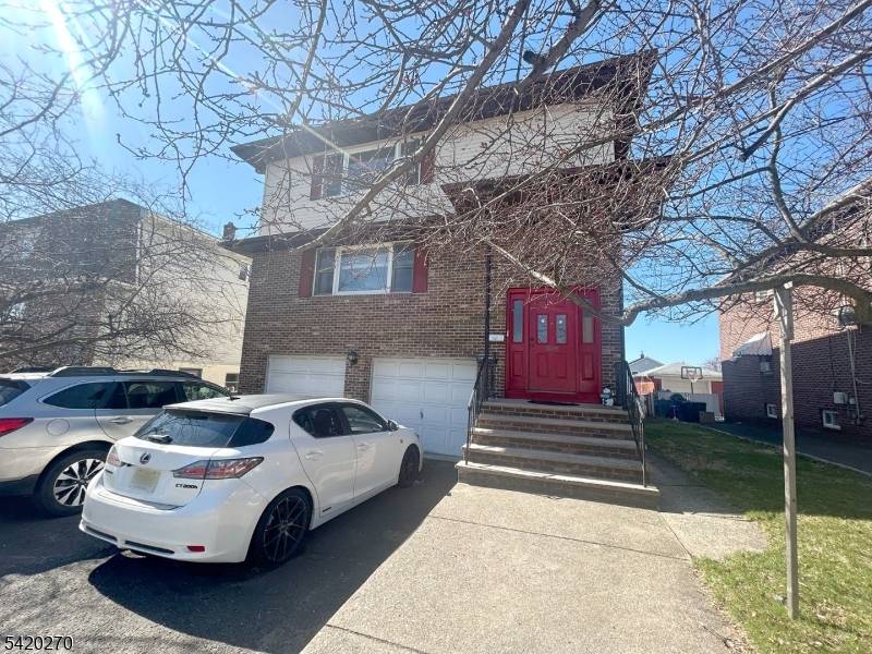 525 Stuyvesant Ave, Lyndhurst Twp., NJ 07071