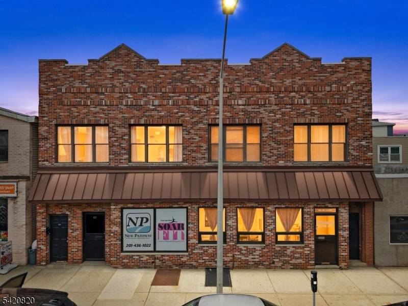 993 - 995 Broadway, Bayonne City, NJ 07002