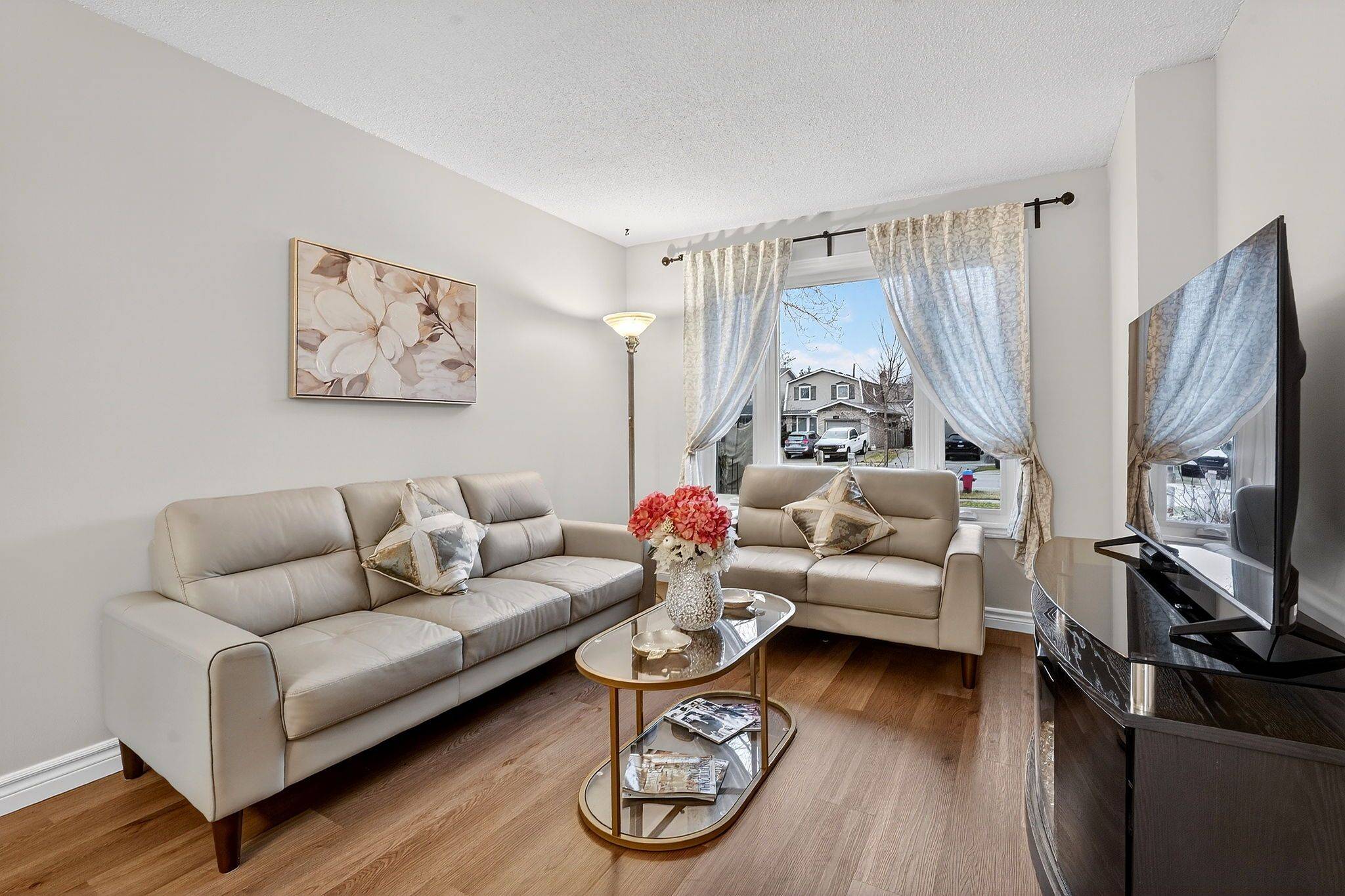 2451 Malcolm CRES, Burlington, ON L7P 3Y7