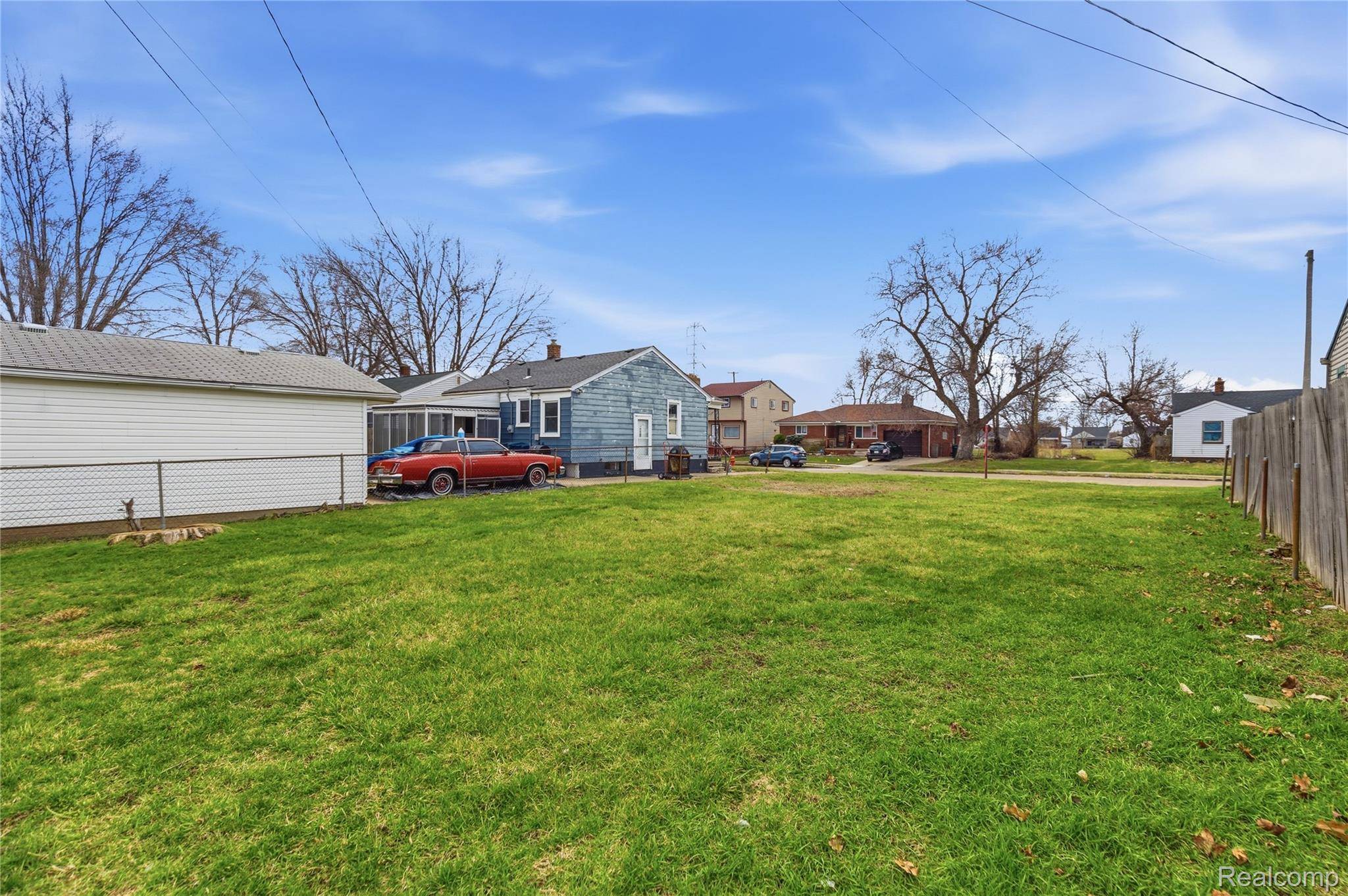 1738 Garfield AVE, Lincoln Park, MI 48146