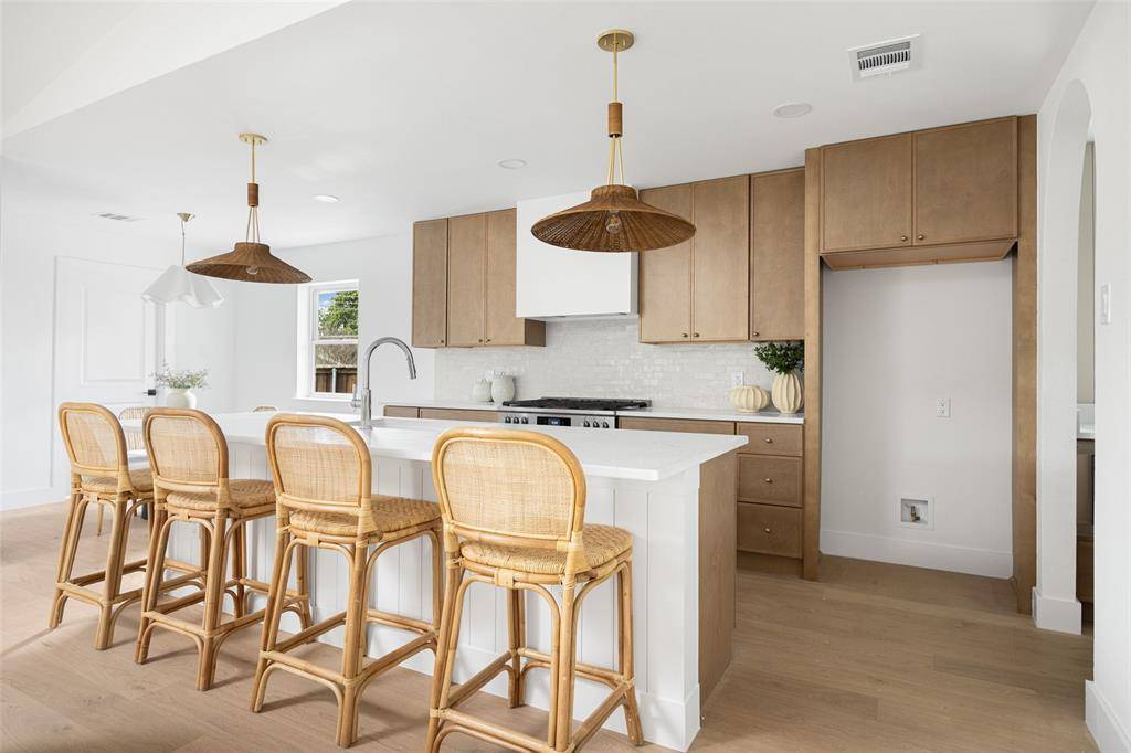 7860 Alto Caro Drive, Dallas, TX 75248