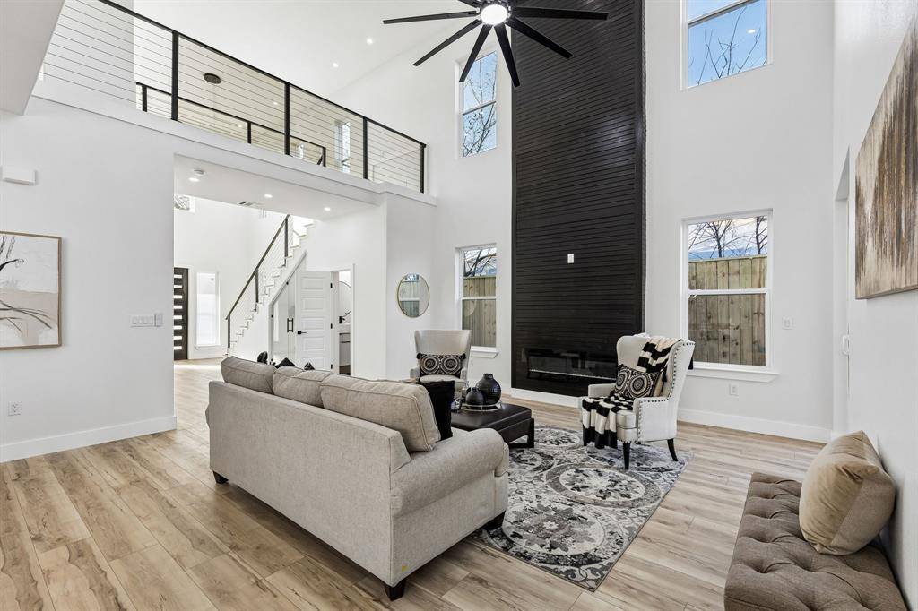 3510 Navaro Street, Dallas, TX 75212