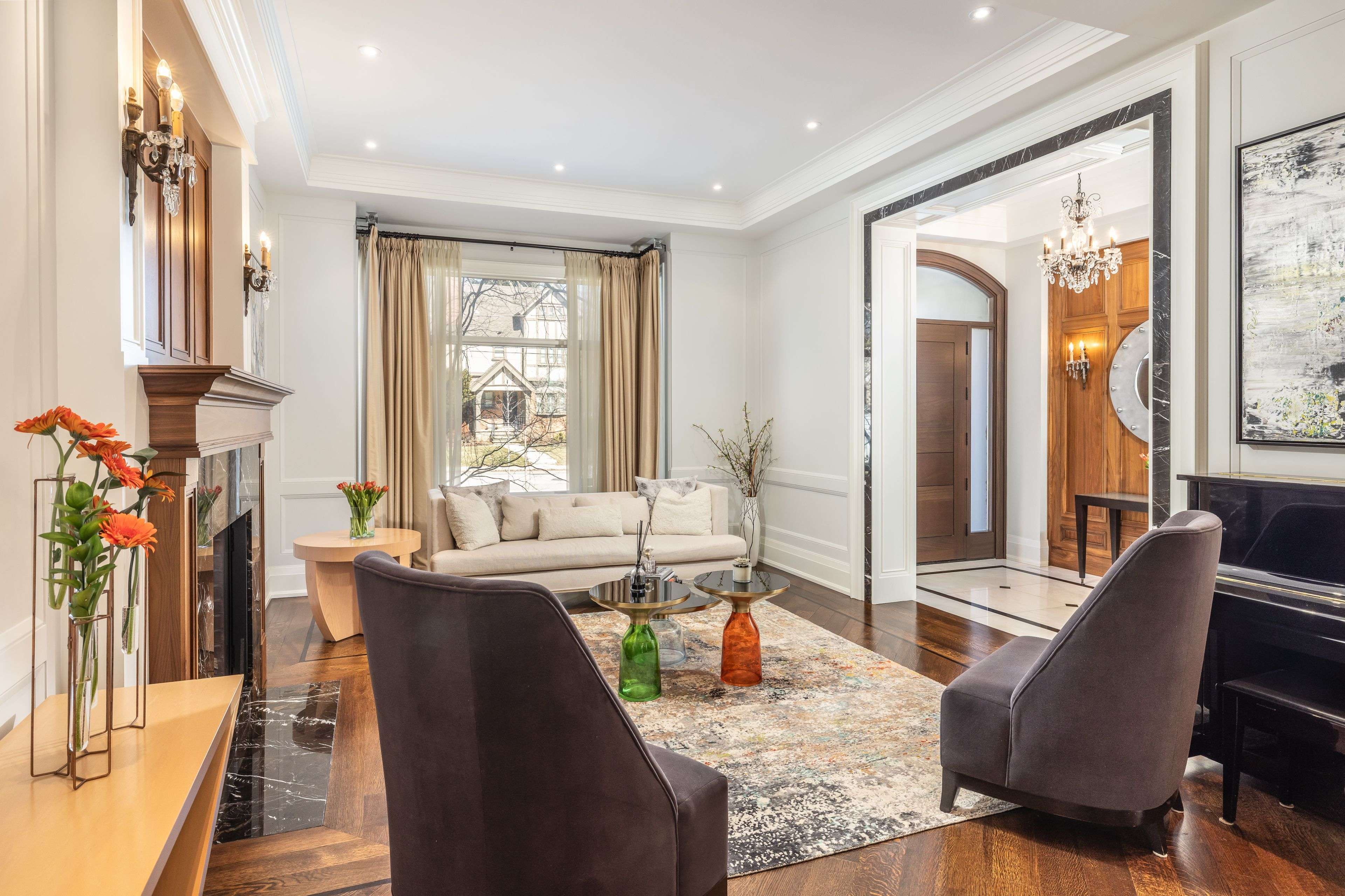 147 St Leonard's AVE, Toronto C04, ON M4N 1K6