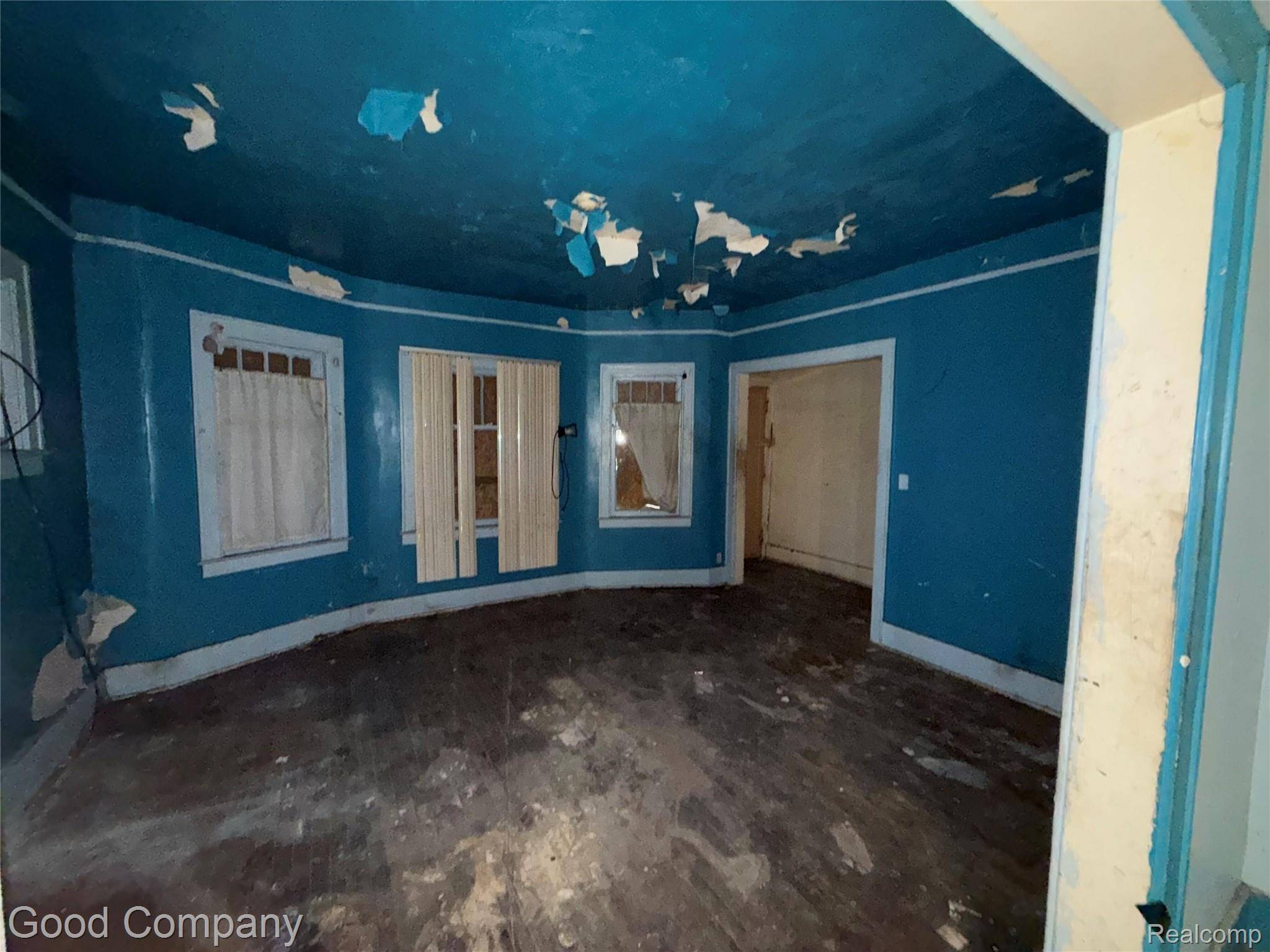 16634 Log Cabin ST, Highland Park, MI 48203