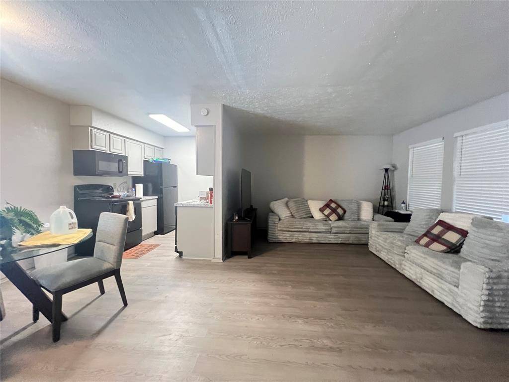 1108 N Elm Street #6, Denton, TX 76201