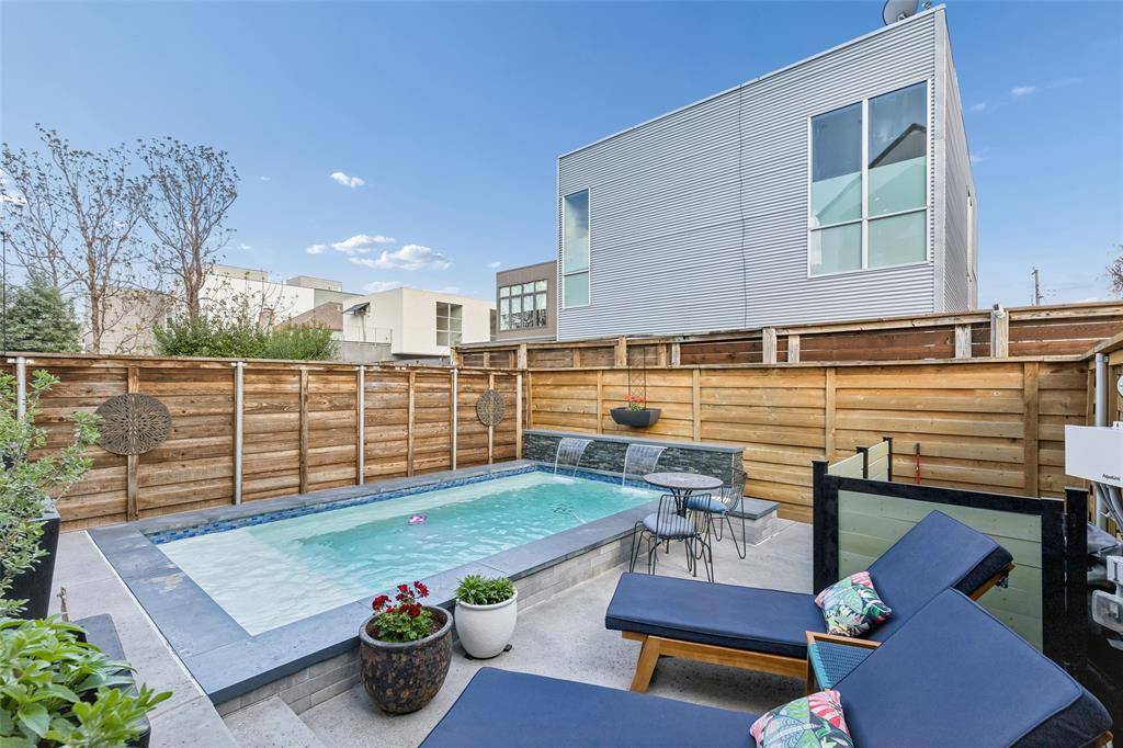 4404 Capitol Avenue, Dallas, TX 75204