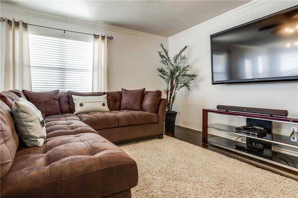 9909 Laurel Cherry Drive, Mckinney, TX 75072