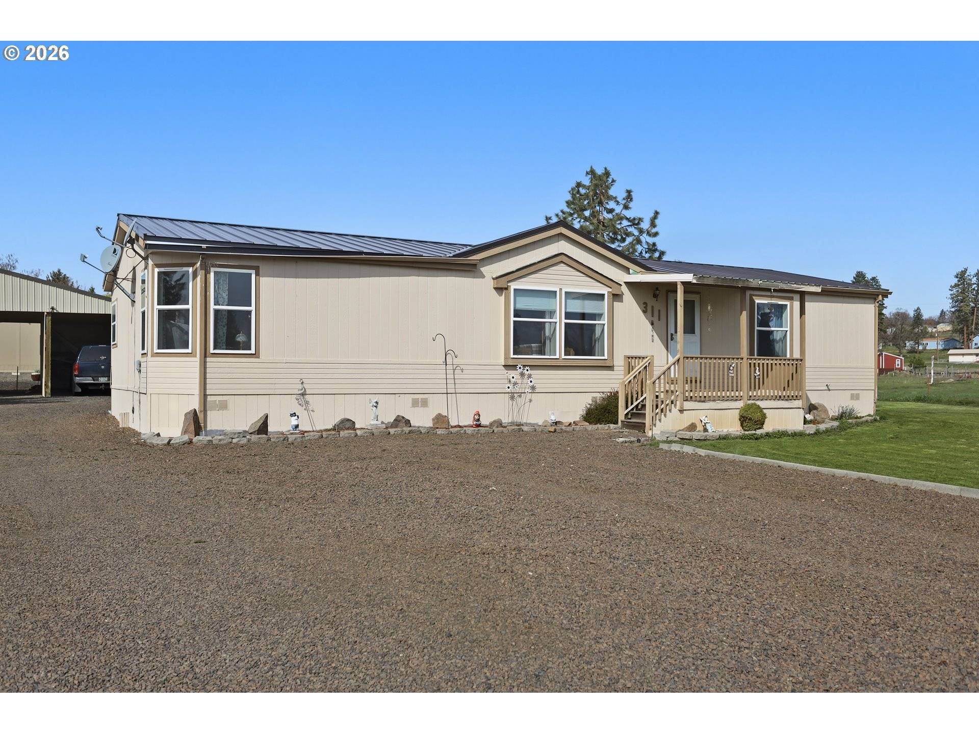 311 S MARY B RD, Tygh Valley, OR 97063