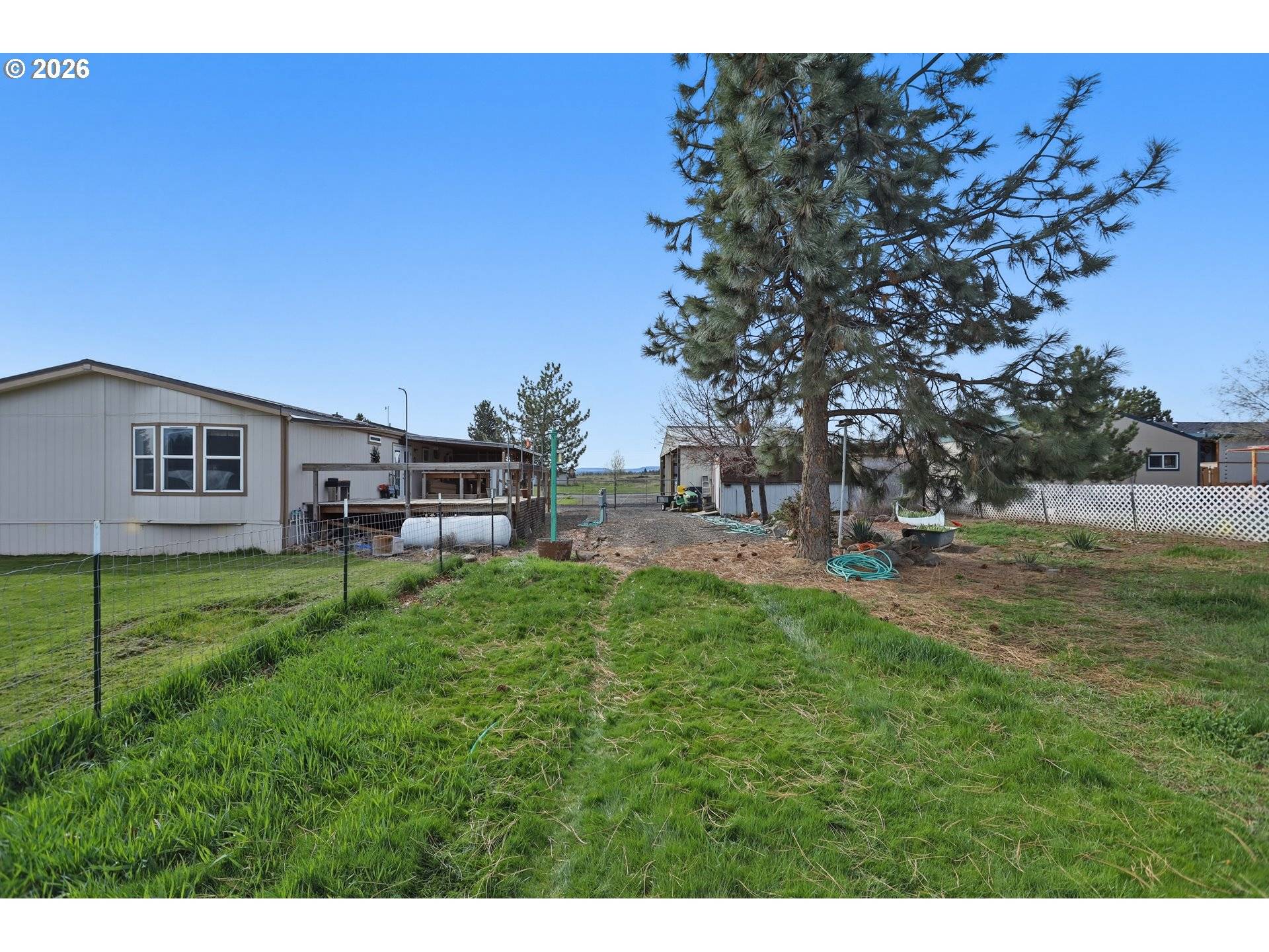 311 S MARY B RD, Tygh Valley, OR 97063