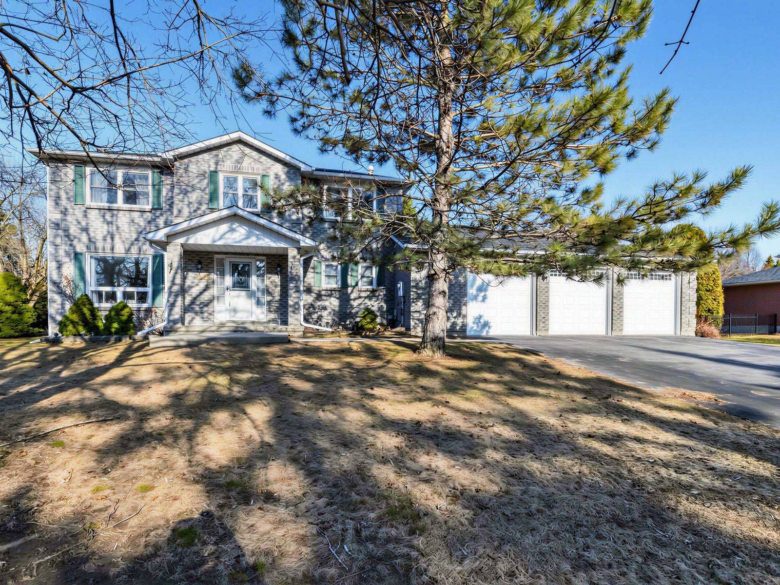 23 Veronica CRES, East Gwillimbury, ON L0G 1V0