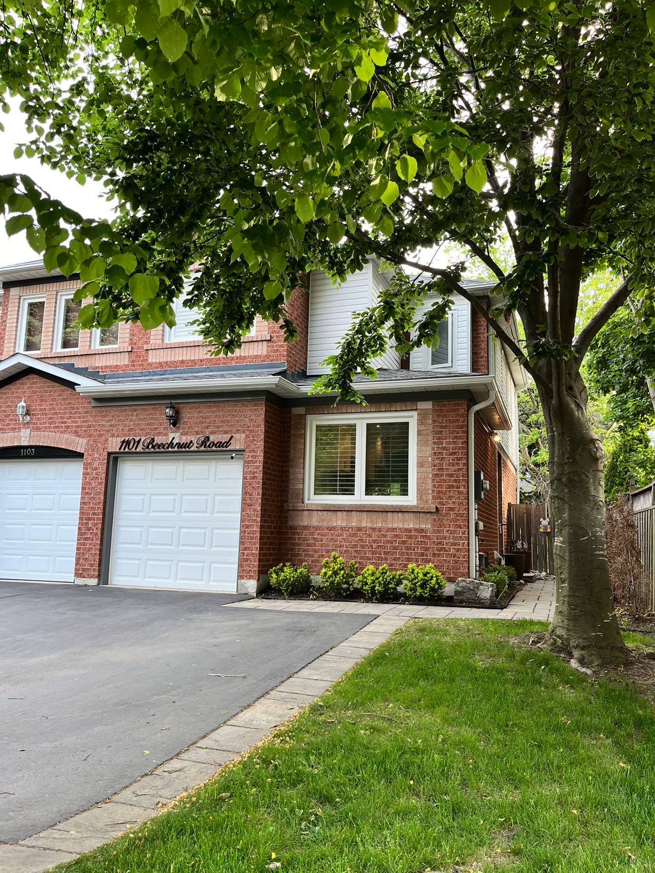 1101 Beechnut RD, Oakville, ON L6J 7P1