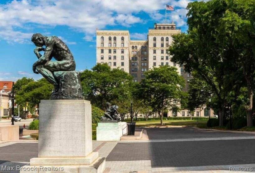 15 E Kirby #928 ST, Detroit, MI 48202