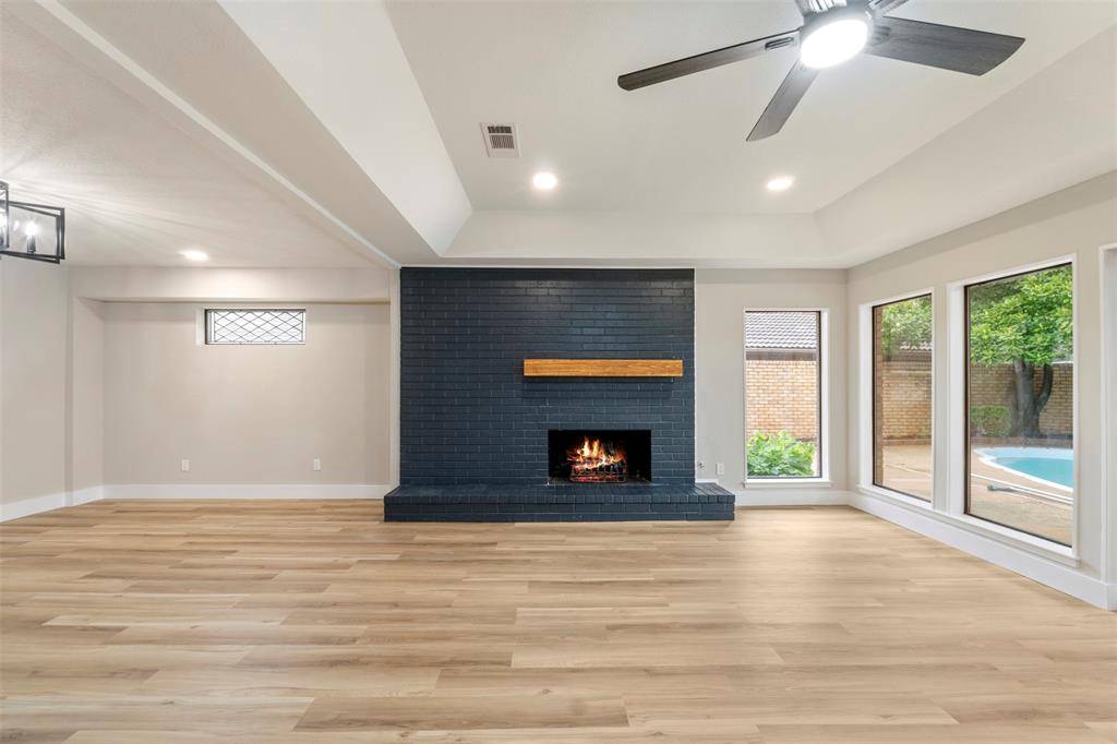 809 Havenwood Lane S, Fort Worth, TX 76112