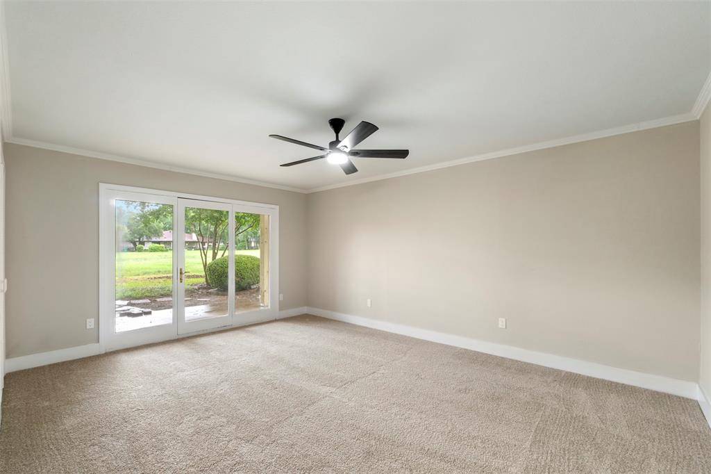 809 Havenwood Lane S, Fort Worth, TX 76112