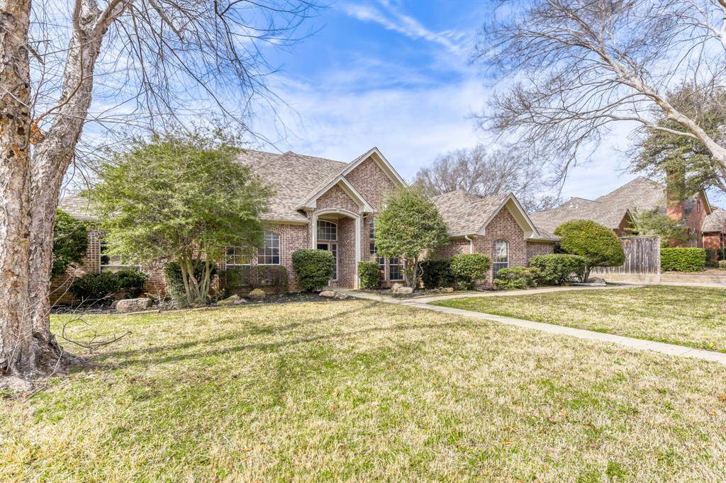 27 Wellington Oaks Circle, Denton, TX 76210