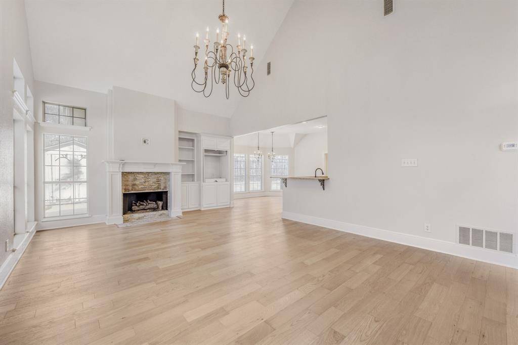 27 Wellington Oaks Circle, Denton, TX 76210