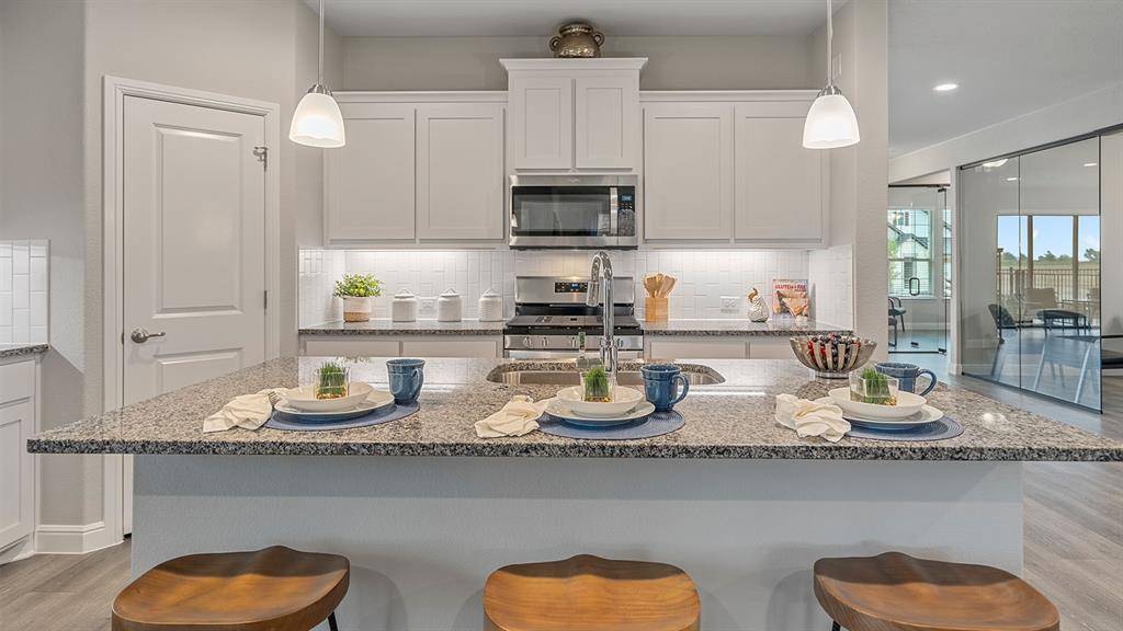 239 WINDMILL Drive, Rhome, TX 76078