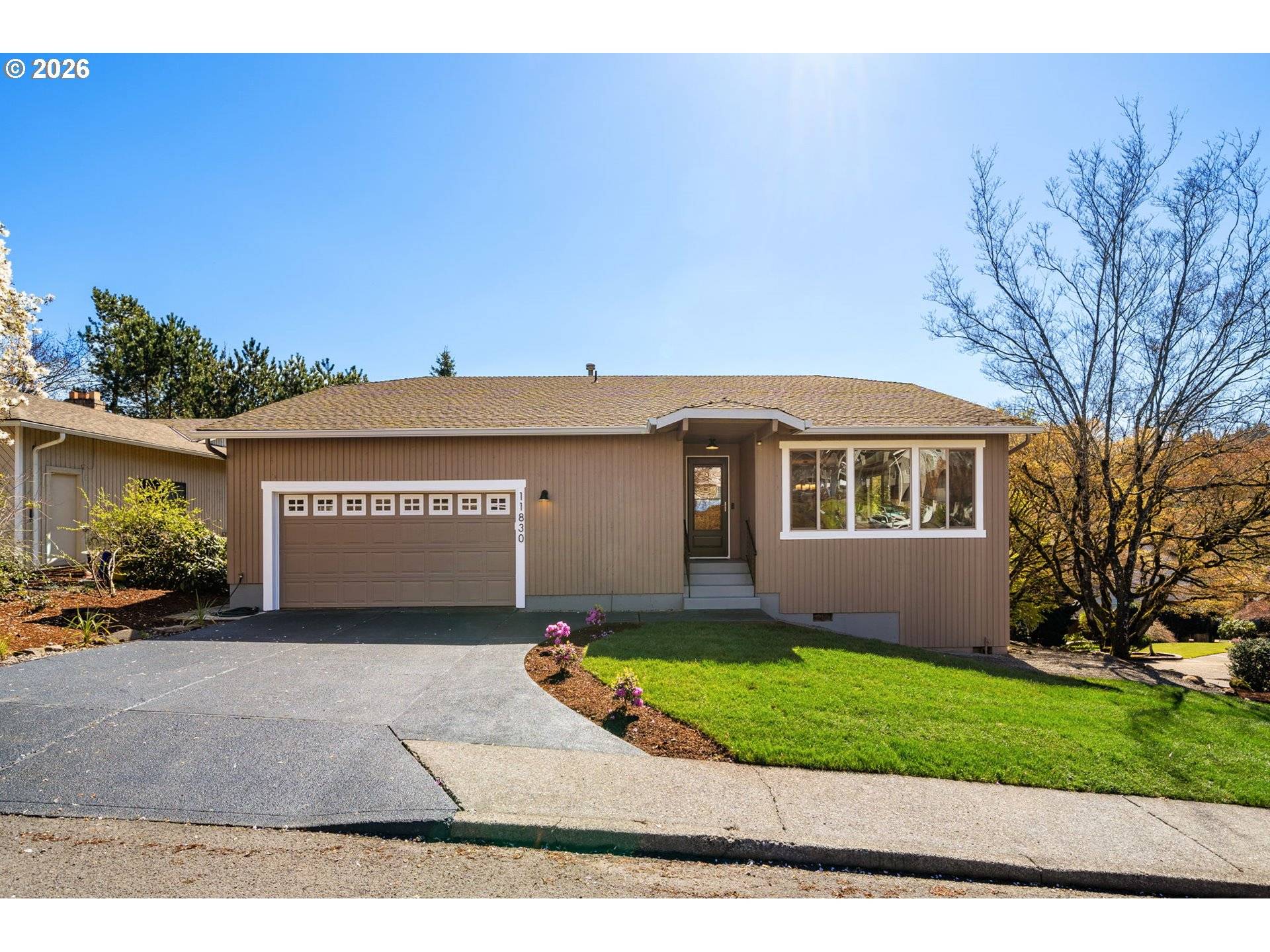 11830 SE HOBART CT, Happy Valley, OR 97086