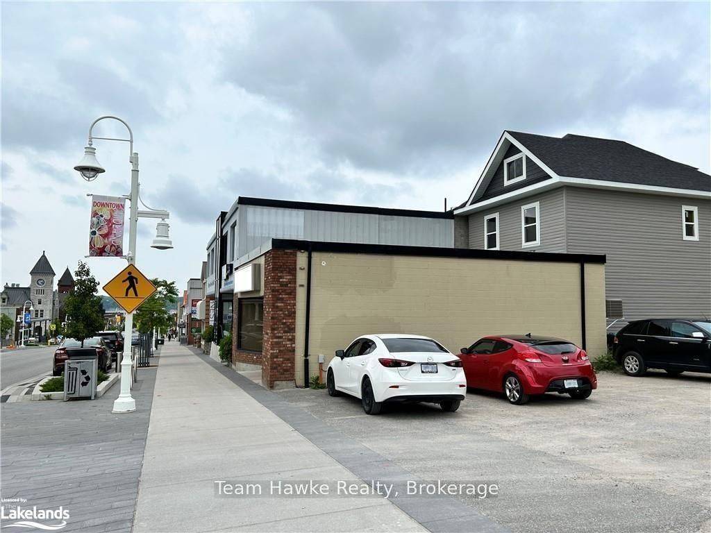 361&365 King ST, Midland, ON L4R 3M7