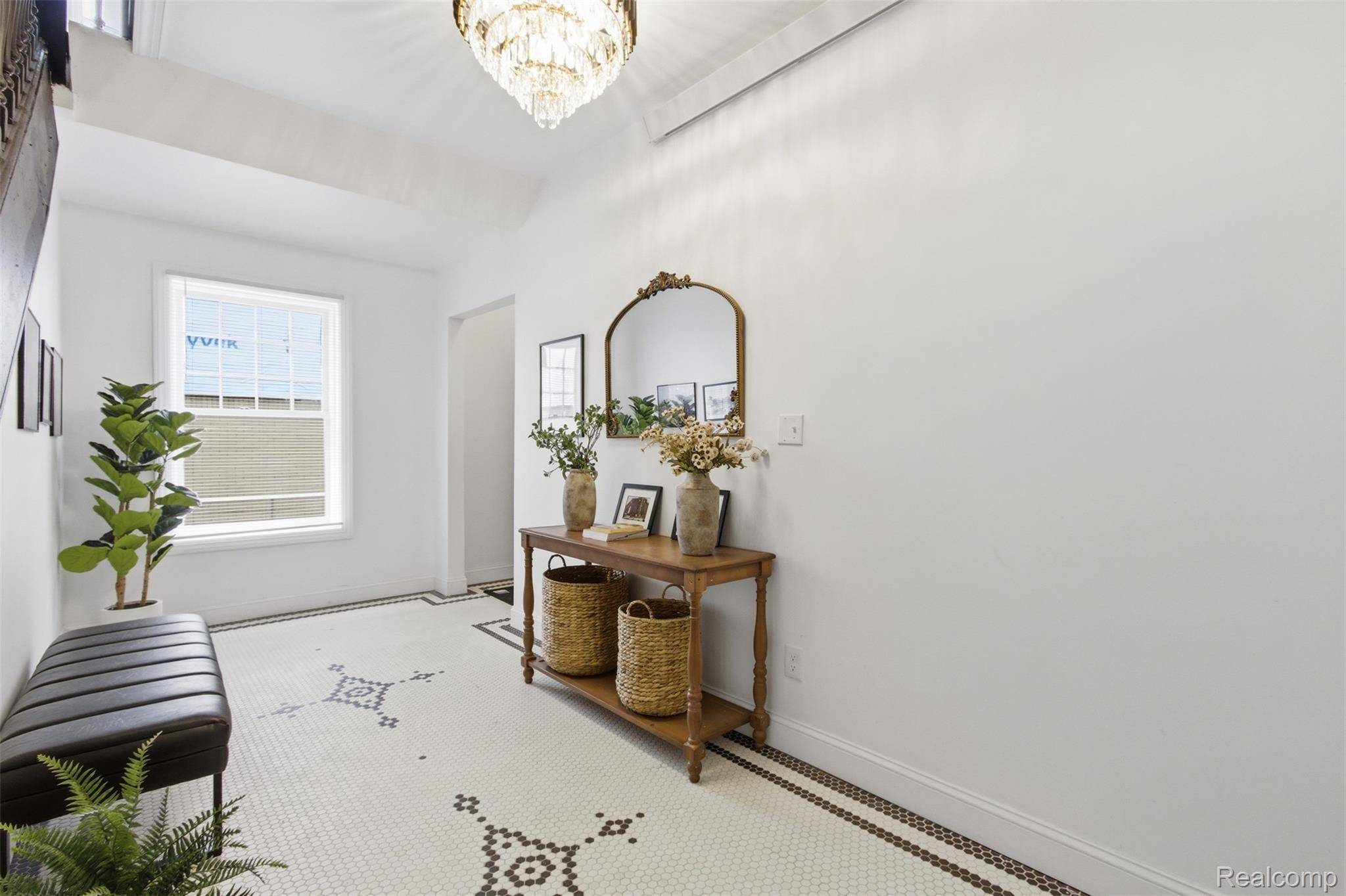 4635 John R ST #4, Detroit, MI 48201