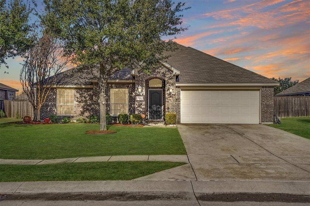 221 Wolf Drive, Forney, TX 75126