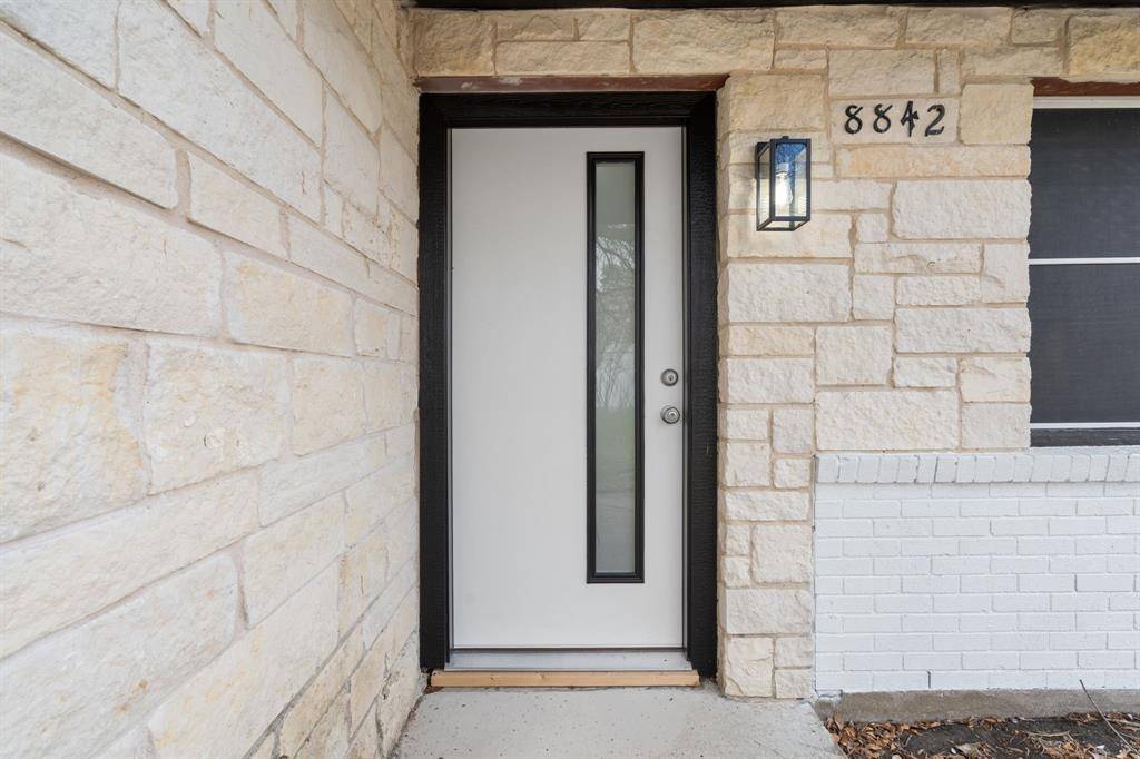 8842 Donnybrook Lane, Dallas, TX 75217