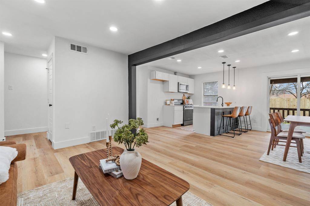 8842 Donnybrook Lane, Dallas, TX 75217