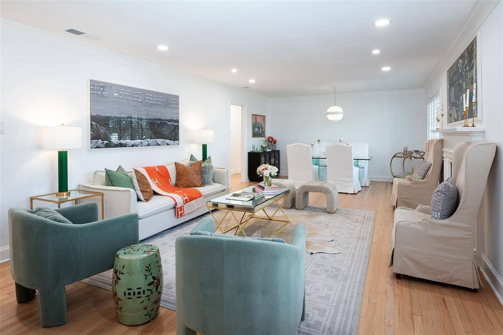 5820 Royal Crest Drive, Dallas, TX 75230