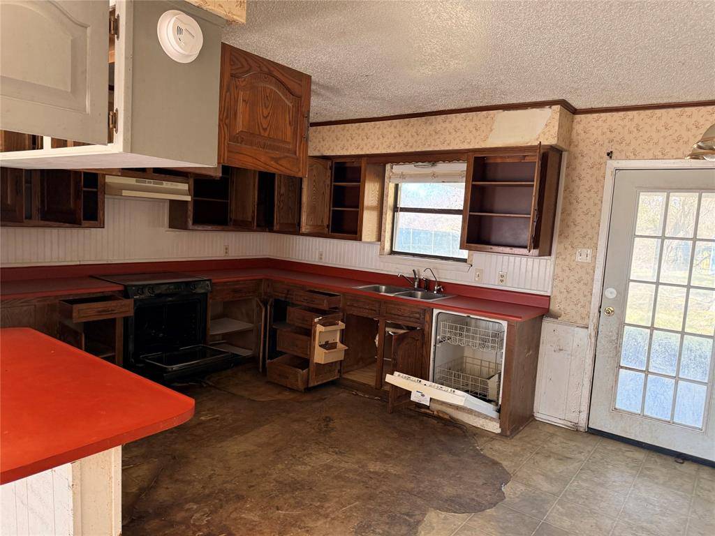 150 Pecan Drive, East Tawakoni, TX 75472