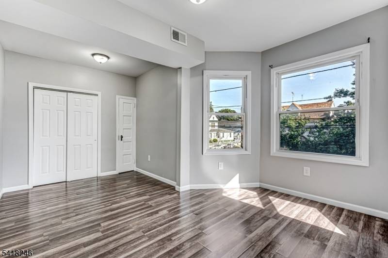 468-470 Park Ave #2, Paterson City, NJ 07504